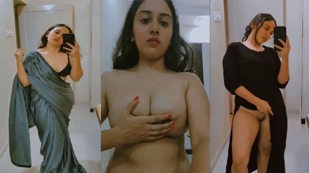 Beautiful Sexy Indian Milf Showing Teasing