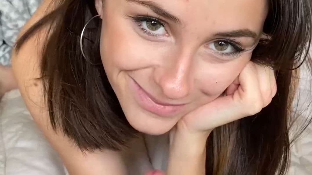 Hot Pussy Girl Blowjob