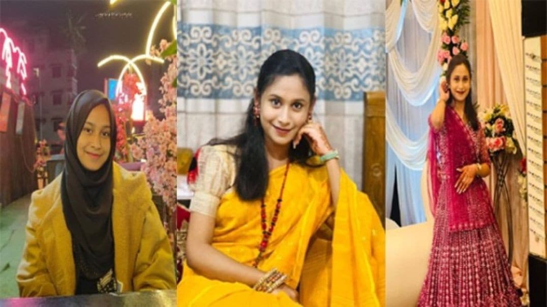 Cute Girlfriend Showing Boobs To Boyfriend