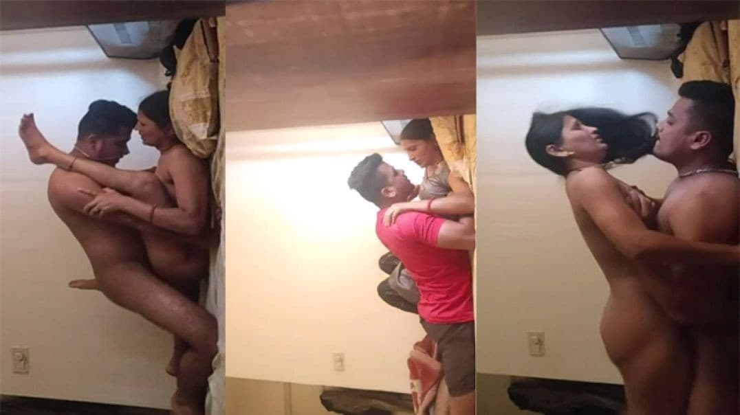 Mature Bhabhi Illegal Affair Fucking By Young Devar