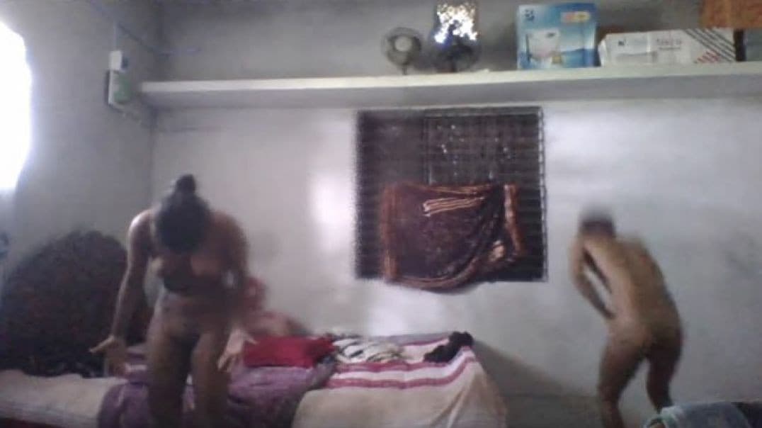 Slim Couple First Time Sex MMS Video