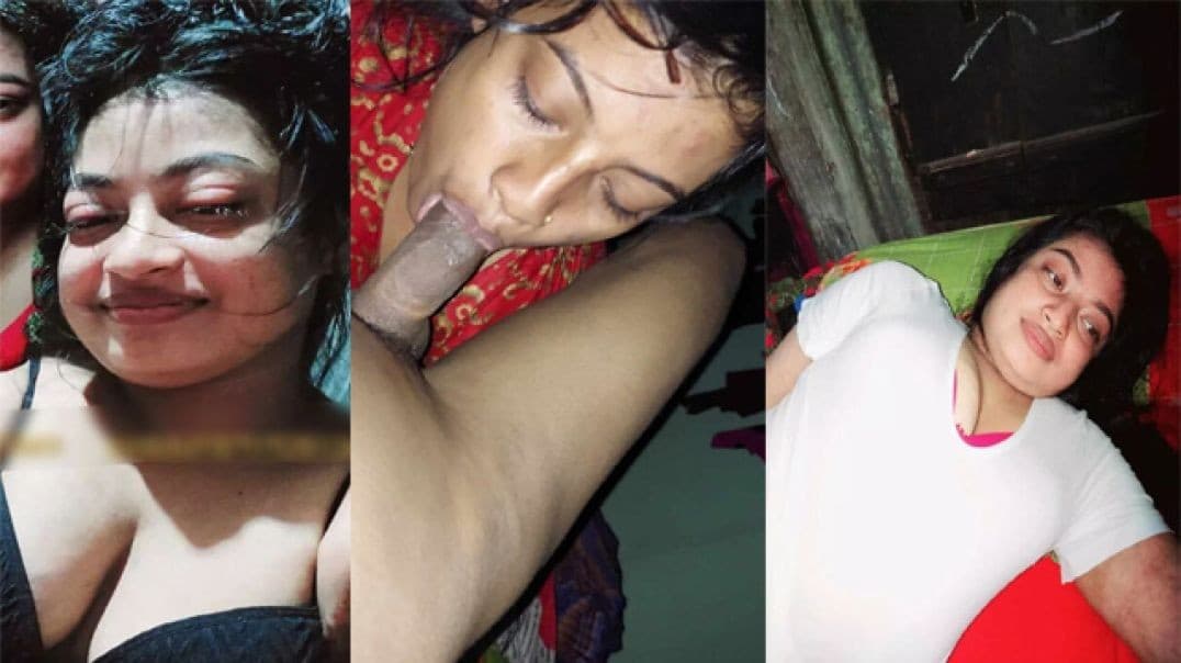 Sexy Married Bhabhi Showing Off for Her Lover