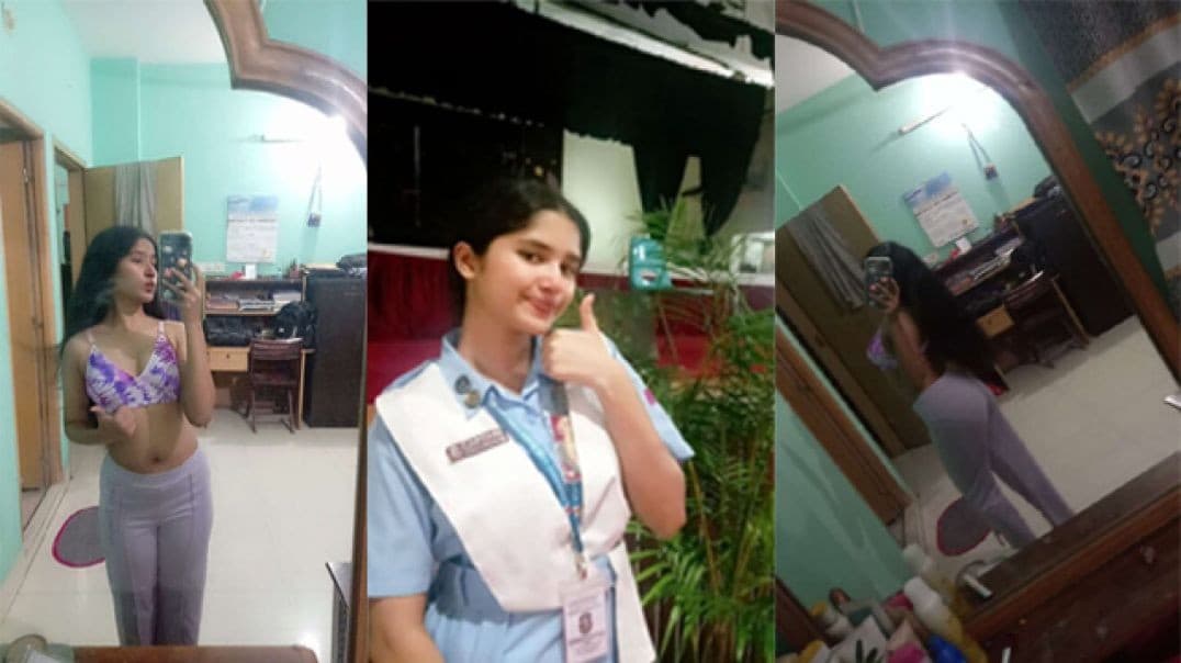 Beautiful Horny GF Showing Boobs and Pussy