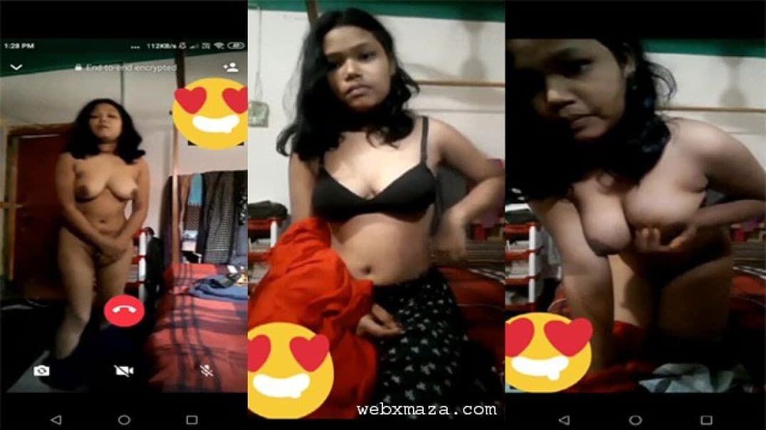 Sexy Figure Desi GF Showing Off